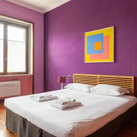 Ticinese Master Guest Close To Duomo * Milaan